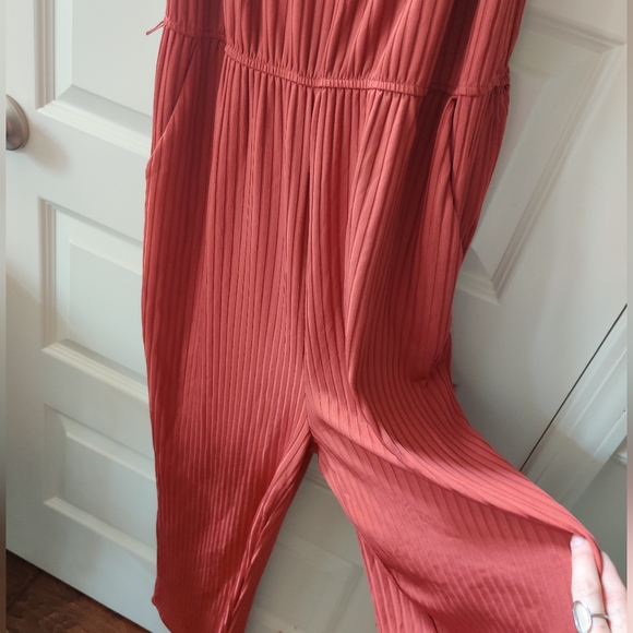 JustFab Ribbed Rust Jumpsuit - Picture 5 of 6